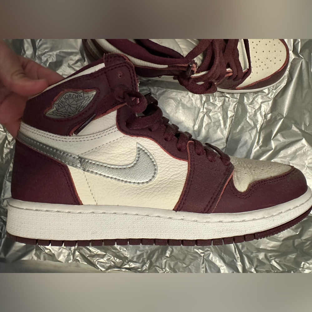 Jorden women 7.5